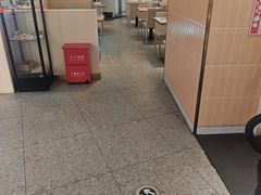 -快乐爱斯米牛排·寿喜烧自助(亿合城店)