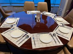 -荣誉国际酒店-云顶旋转餐厅