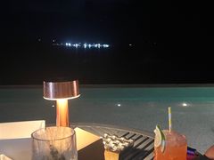 -瑰丽酒店·海吧·天际下午茶·现场DJ·天台酒吧