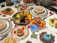 -Mogul Eatery·大亨餐酒馆