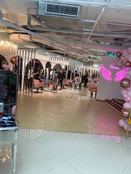 -BULB STUDIO 巴柏明星发型工作室