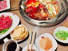 -山城辣妹子重庆火锅(甘露园店)