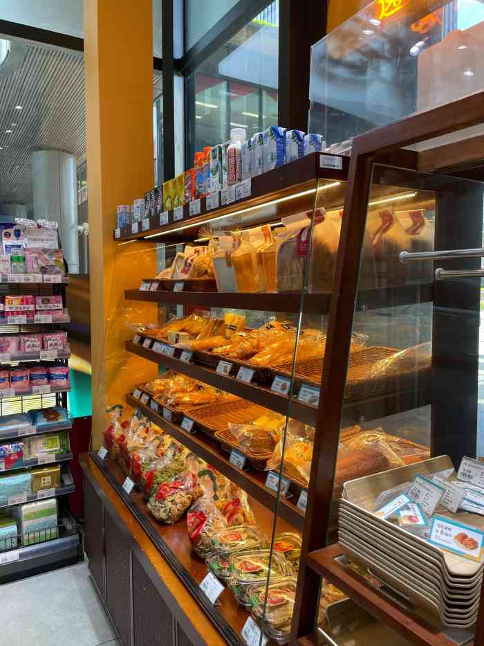 逸刻ego(东育路前滩s9店)-"下午偶然发现这家便利店,原来这里也开了,.