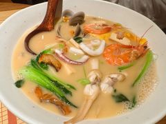 -荣家黄鱼面(南京西路店)