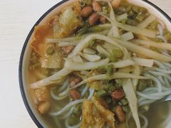原味柳州螺蛳粉-忆螺巷螺蛳粉(步行街小巷店)
