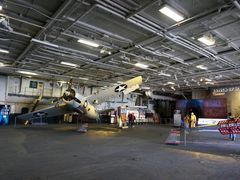 -中途岛号航空母舰博物馆