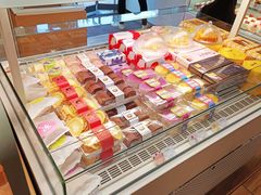 -好利来(康虹路店)