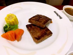 -斗牛士牛排餐厅(嘉里汇店)