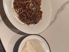 -皇城根·鲁菜济南菜·吊炉烤鸭·炒鸡鱼头(济南旗舰店)