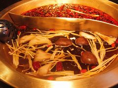 -潮火锅·麻辣牛肉火锅(观音桥方圆·LIVE店)