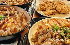 Beef Eel Spicy Chicken Noodles