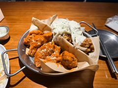 炸鸡一半一半-富乐满韩国正宗炸鸡韩国料理(虹泉路店)