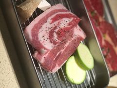 -蚂蚁洞·烤肉大营地(上海静安大悦城店)