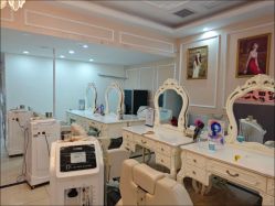 -Bollins波林丝•专研护发中心