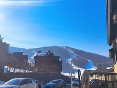 -中旅松花湖滑雪场