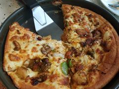 爆汁炭烤肉多多披萨-必胜客(滨江店)