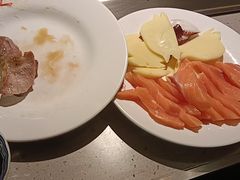 -蓉城四海黑牛烤肉海鲜自助餐厅(宜兴宝龙店)