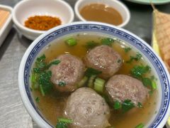 -潮界(LU·ONE凯德晶萃广场店)