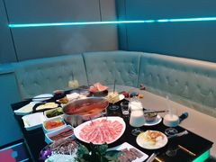 -唯爱KTV聚会餐厅(仙林东城汇店)