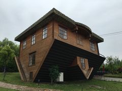 -金山农民画村-枫泾波兰倒置屋