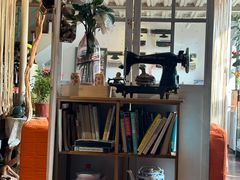 -84那年咖啡馆(李沧万达店)