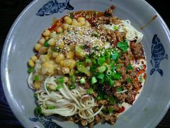 -丁丁猫重庆小面(徐州路店)