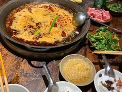 -四小区火锅·巷子里的重庆火锅(花照壁店)