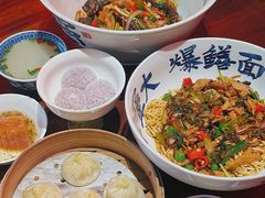 -李犟大爆鳝面·手工蟹黄包(湖滨西湖店)