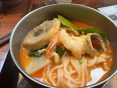 -银米·云南传统过桥米线(双廊黑金冠店)