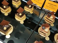 -咖啡苑自助餐厅·中国大饭店