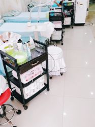 -苗方清颜祛痘·皮肤管理
