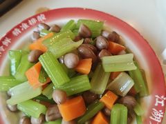 -江湖水乡铁锅炖魚(周庄嘉园店)