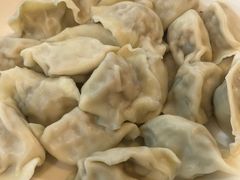 香菇鲜肉-周家大连水饺(美专校街店)