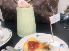 一整颗牛油果奶昔-Catch Bagel(芳草地店)