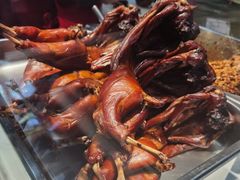 婆婆红板兔-鑫记婆婆兔·成都特产·兔头手撕兔(太古里店)
