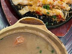 筒子骨藕汤-小民大排档(江汉路店)
