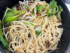 -一品郑记重庆牛肉米线馆(东泰路店)