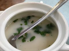 -六和聚传统烤鸭.天津菜(和平店)