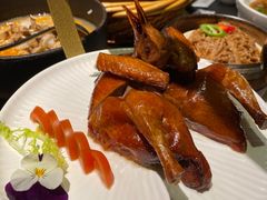 老广乳鸽-鹊玥·粤菜小馆(汇智国际商业中心店)