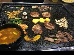 -鑫海汇自助烧烤(凯德广场学府店)