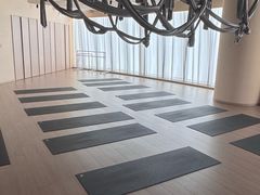 -乐刻瑜伽·普拉提·小瑜荚YogaPod(滨江银泰店)