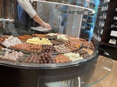 -Laderach 莱德拉(上海环贸iapm店)