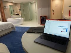 -杭州滨江宝龙城华美达酒店