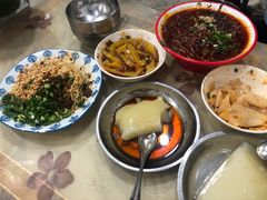 -何氏筠连水粉(明伦堂店)