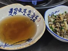 蘸料油碟-石灰市毛记烧鸡公(解放碑店)