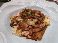 茴子白炒灌肠-百姓渔村(南中环店)