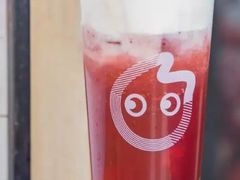 奶霜莓莓果茶-CoCo都可(湖滨银泰店B区店)