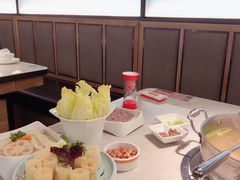-左庭右院鲜牛肉火锅(浦江欢乐颂店)