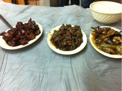 -尹记餐馆(花园店)