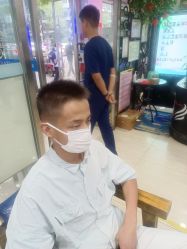 -阿兵荣辉美容理发有限公司